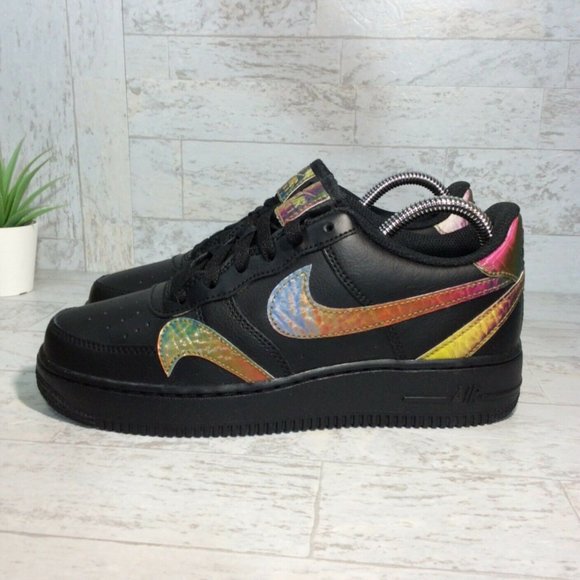 nike reverse swoosh shoes